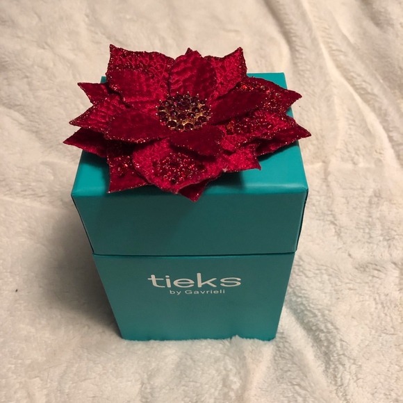**SOLD**  BNIB Raspberry Truffle Tieks - Size 8 - Picture 3 of 4